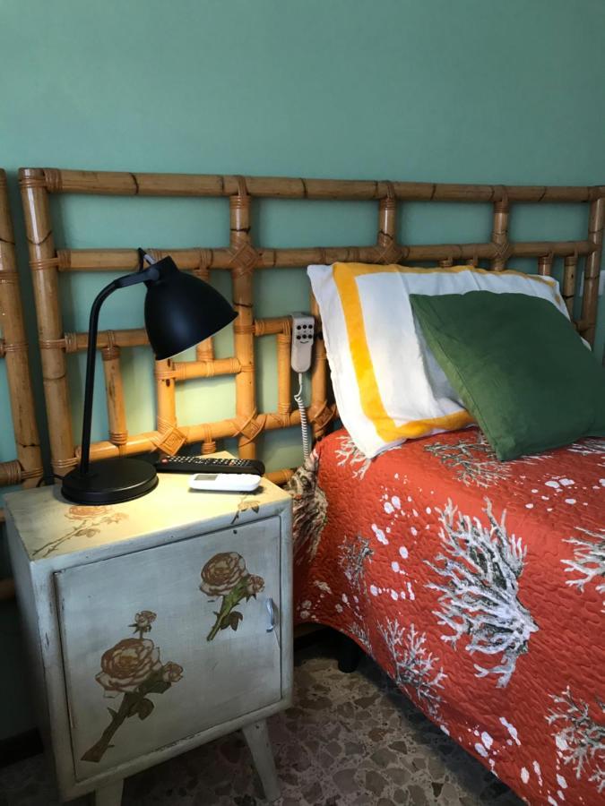 B&B Ospedale Maggiore Parma Affittacamere Bagian luar foto