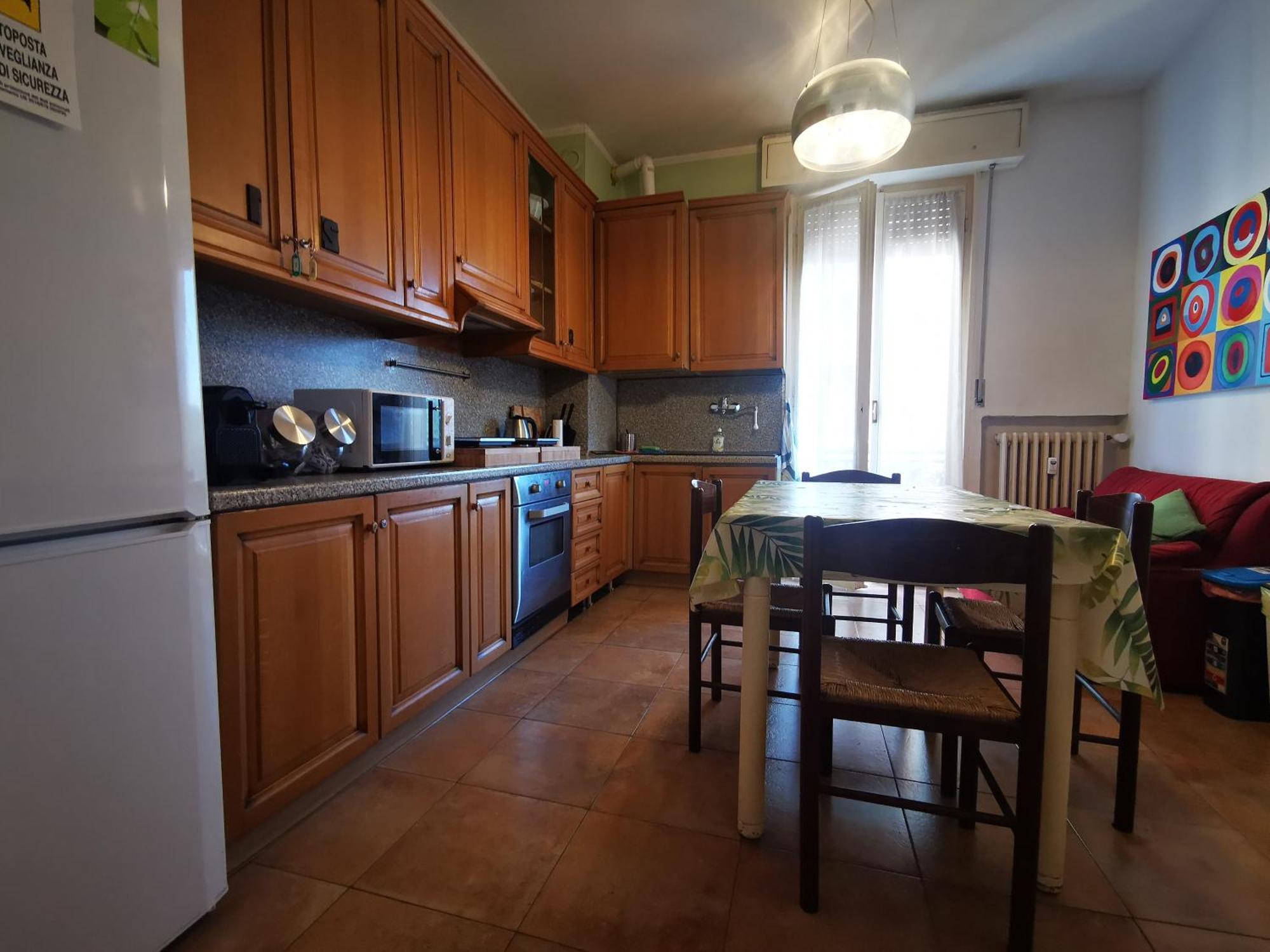 B&B Ospedale Maggiore Parma Affittacamere Bagian luar foto